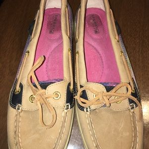 Women’s Sperry shoes